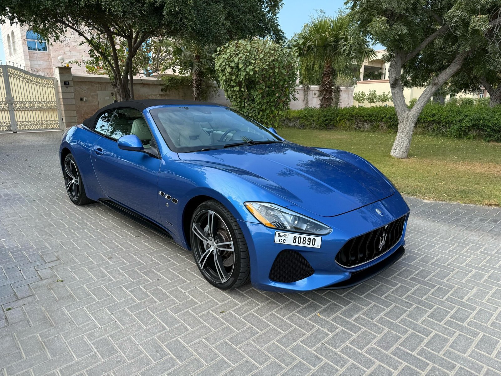 
maserati gran cabrio s 4.7L v8 454cv 2018 full									
