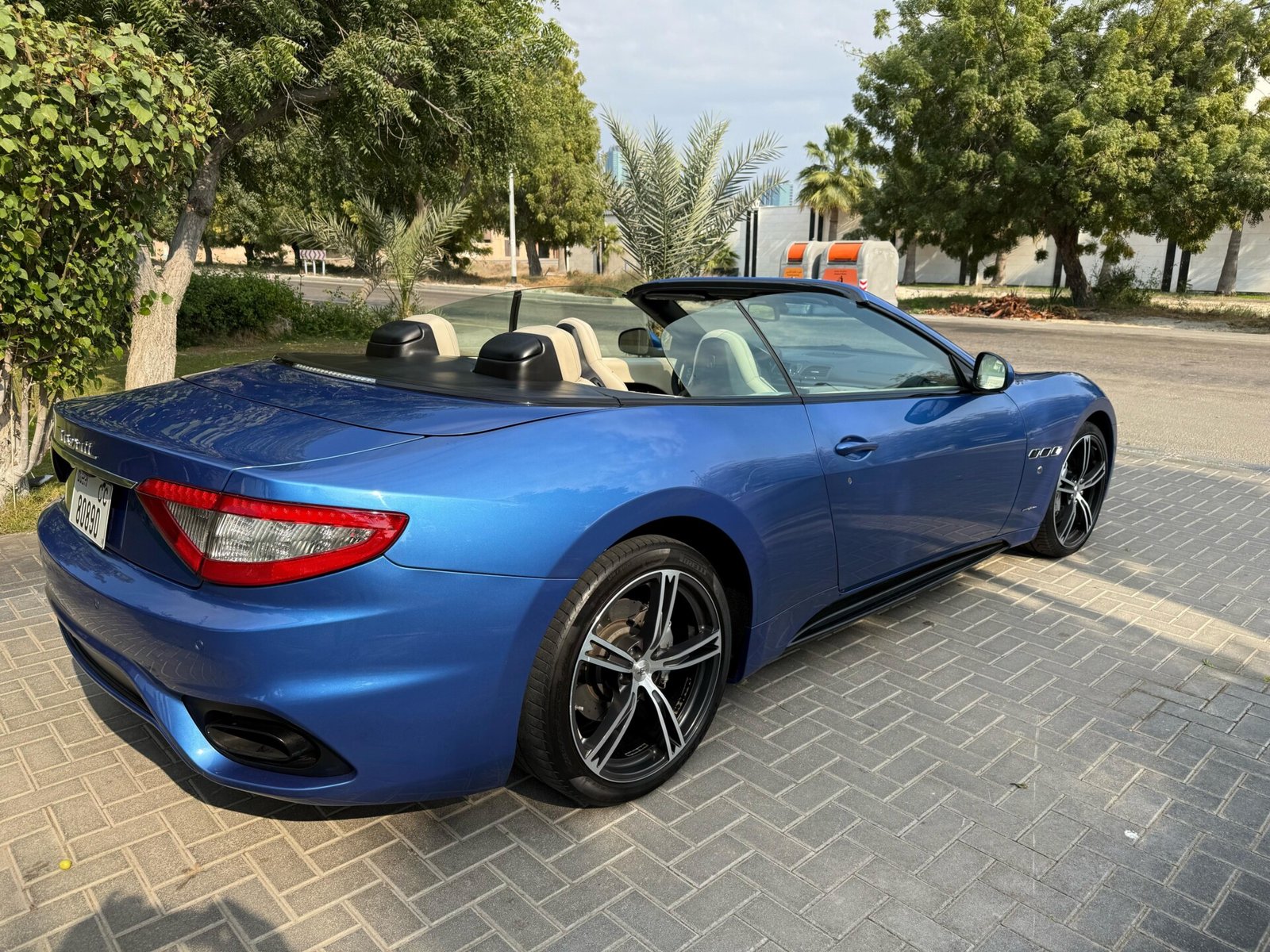 
maserati gran cabrio s 4.7L v8 454cv 2018 full									